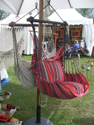 Prachtige lazy rezt hangstoelen bij wilma’s Wereld