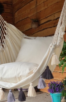 Hangstoel Xl Organic kwastjes en 2 slopen